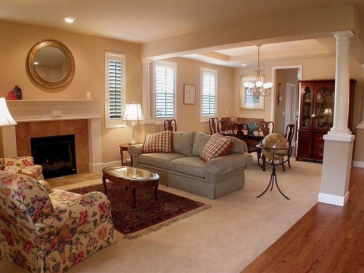 Property Photo:  1719 Kitsap Place NE  WA 98059 