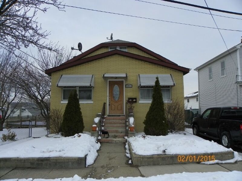 Property Photo: 291 Riverview Ave NJ 07031