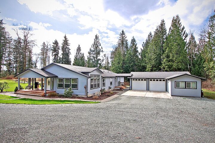 Property Photo: 23322 N Lake Cochran Rd WA 98272