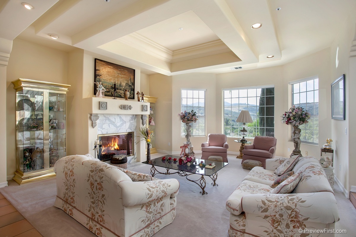 Property Photo: 3068 Southwind CA 92084