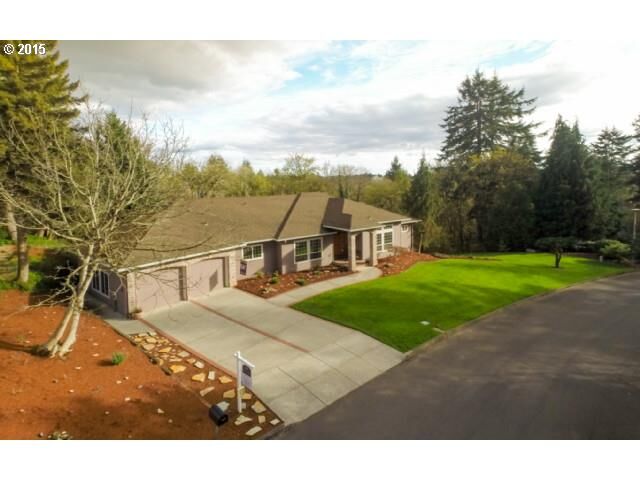 Property Photo:  12607 NE 5th Ct  WA 98685 