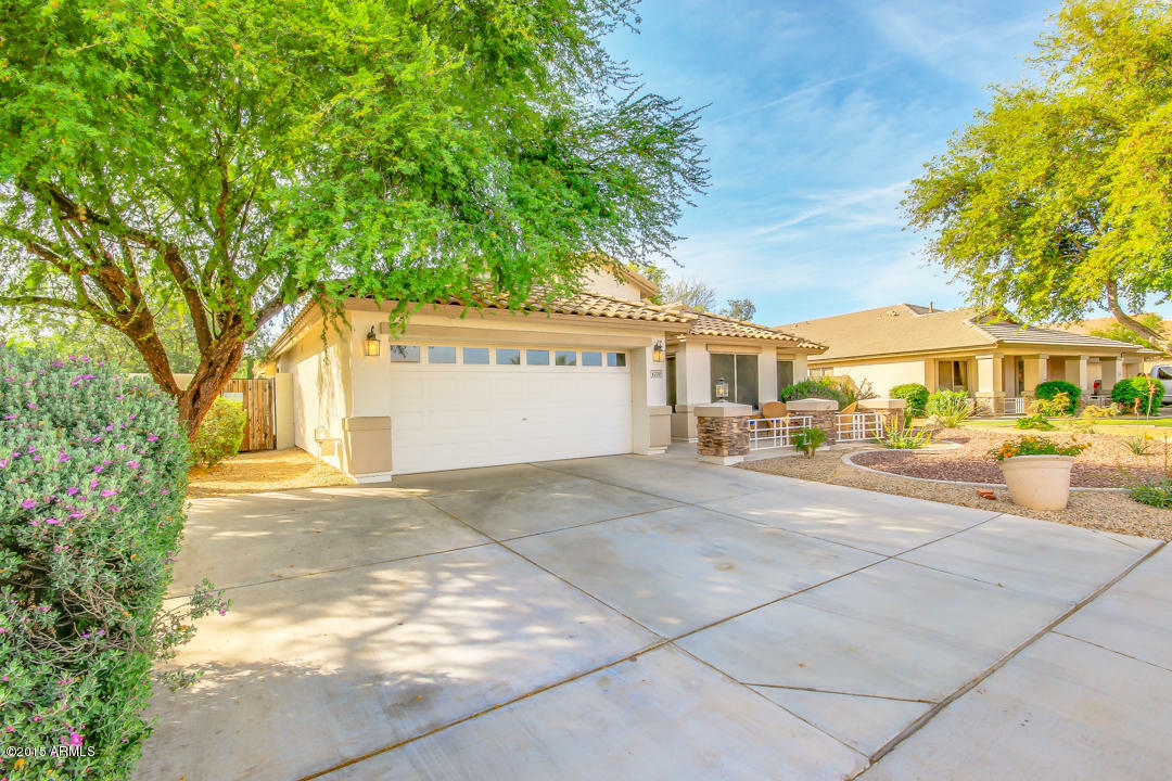 Property Photo:  6230 S Turquoise Place  AZ 85249 