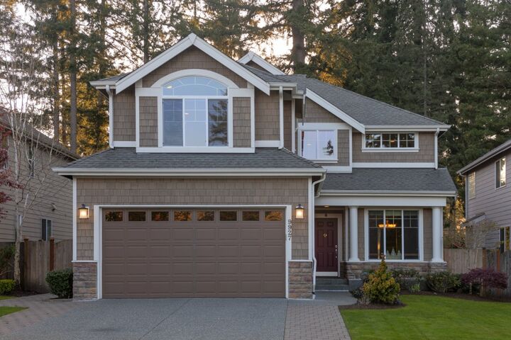 Property Photo: 9927 187th Ct NE WA 98052