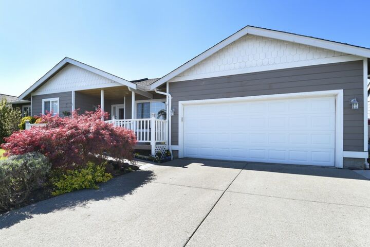 Property Photo: 2007 Buttercup Dr WA 98264