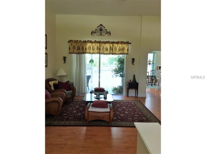 Property Photo:  1440 Bent Tree Drive  FL 33543 