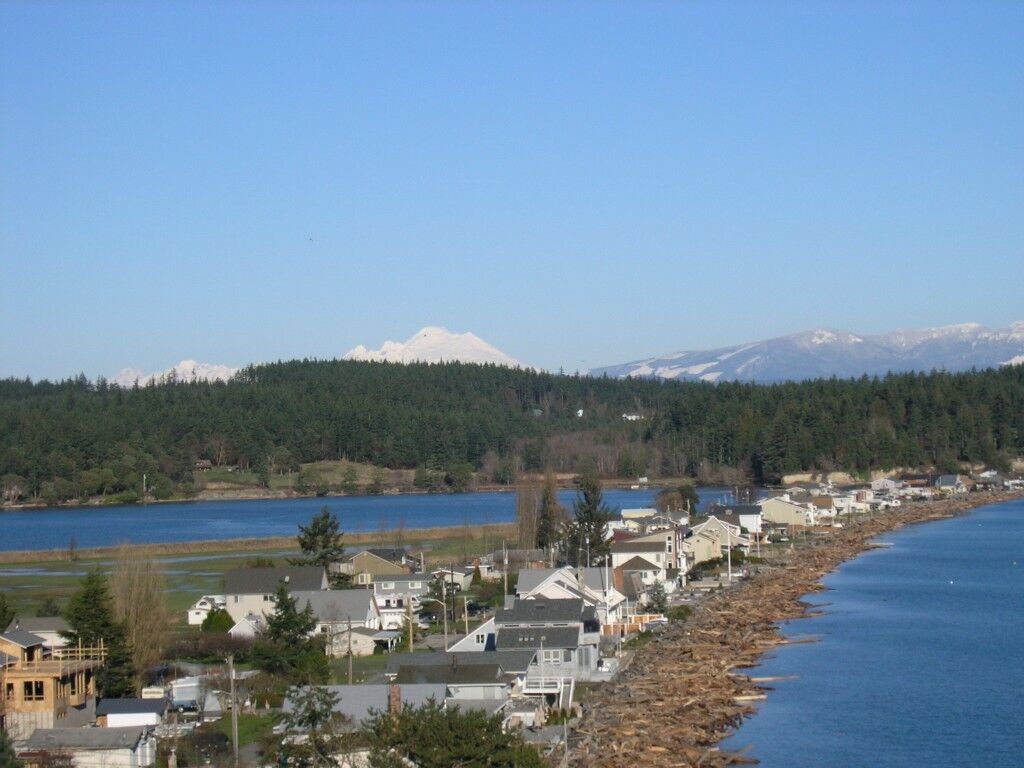 Property Photo: 656 Lehman Dr WA 98282