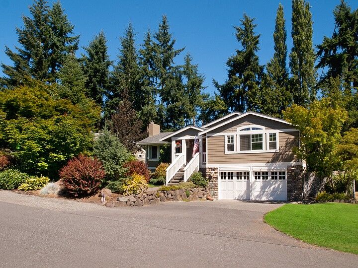 8030 NE 27th St  Medina WA 98039 photo