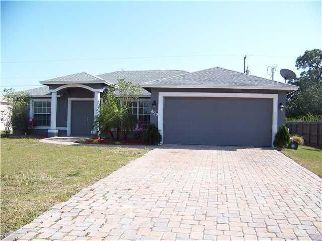 Property Photo:  490 SW Laconic Avenue  FL 34953 