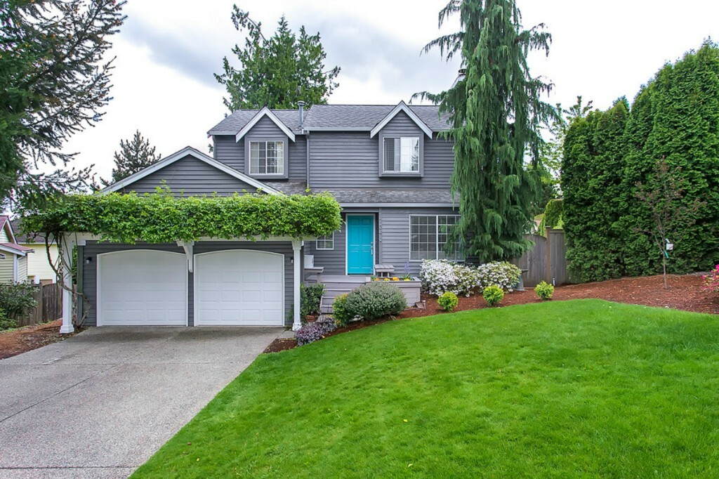 Property Photo:  1734 221st Place NE  WA 98074 