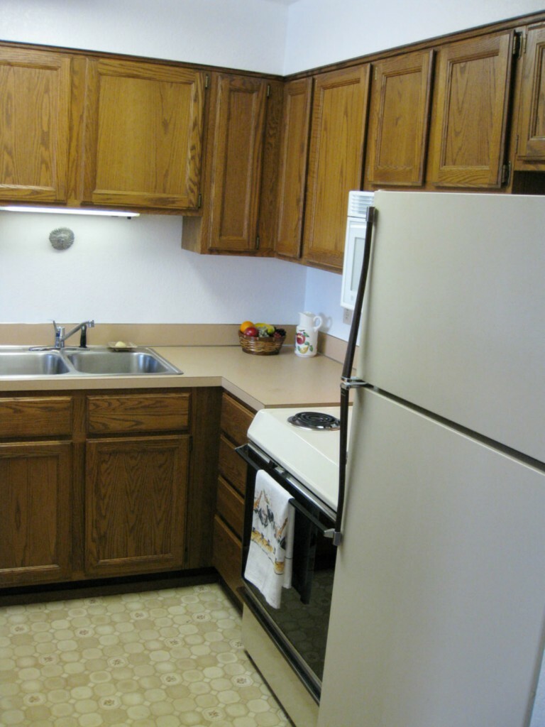 Property Photo:  611 SW 154th St 6  WA 98166 