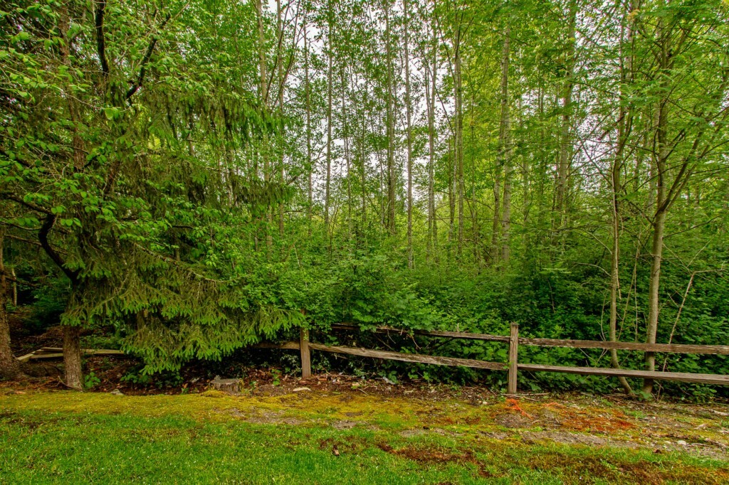 Property Photo:  10522 SE 264th St B1  WA 98030 