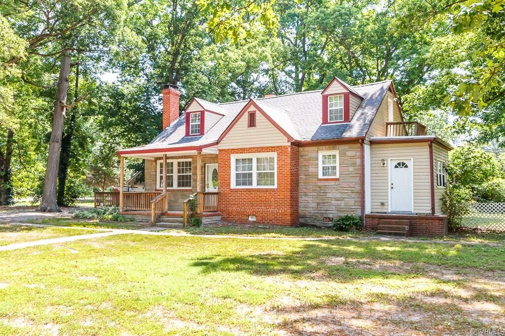 Property Photo: 1901 Johnson Road VA 23223