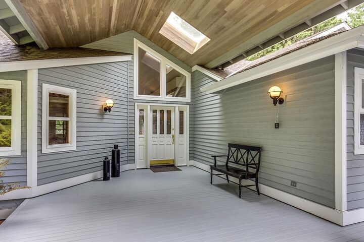 4 bed Kingston home for sale 34631 Pilot Point Rd NE, Kingston, WA 98346