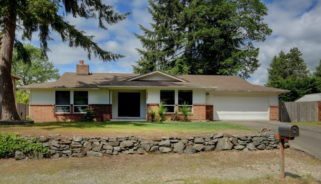 Property Photo:  9807 61st St Ct W  WA 98467 