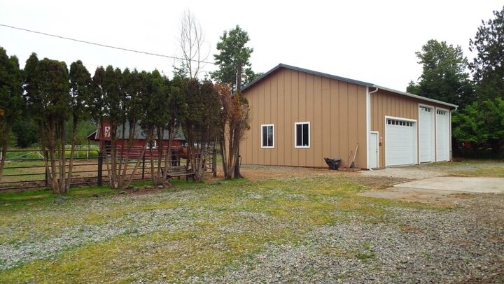 Property Photo:  11909 Vickery Ave E  WA 98446 