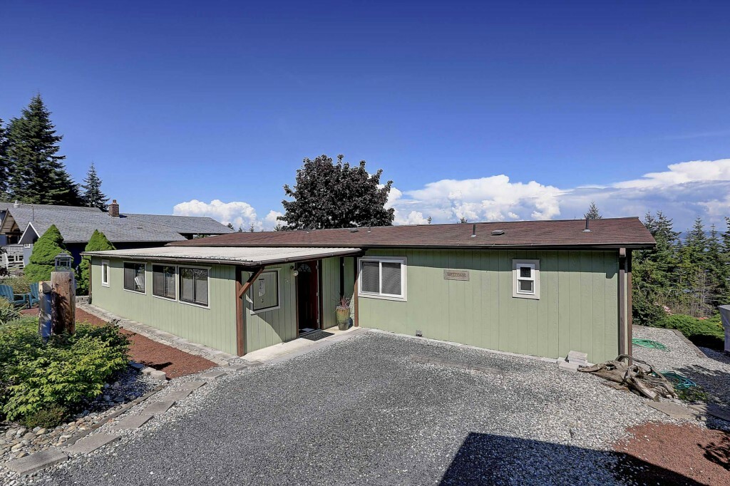 Property Photo:  741 Vesper Wy  WA 98282 