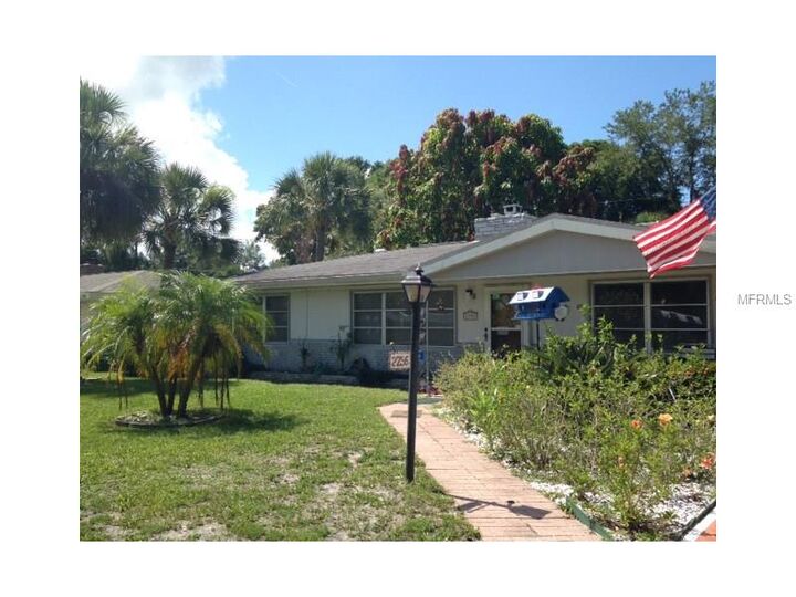 Property Photo:  2256 Datura Street  FL 34239 