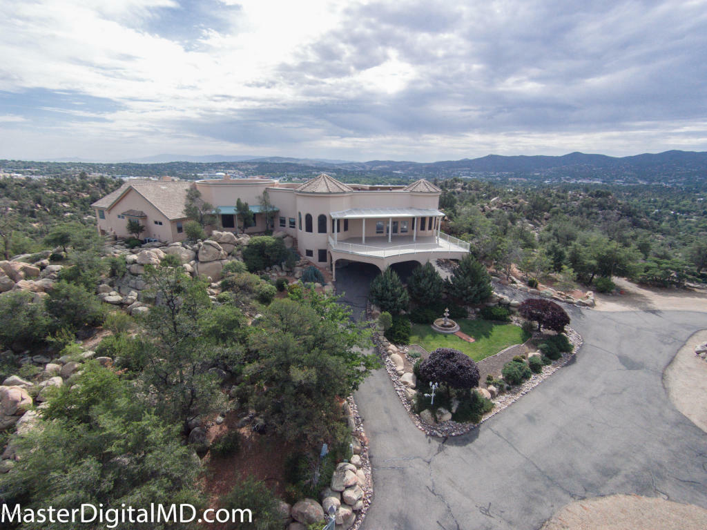 Property Photo: 629 Downer Trail AZ 86305