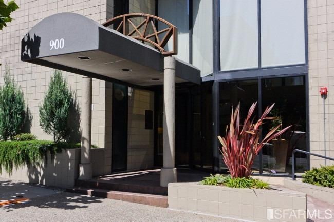 Property Photo:  900 Bush Street 402  CA 94109 
