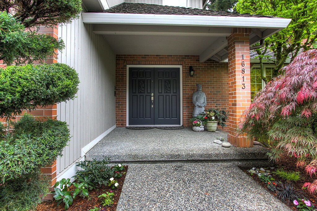 Property Photo:  16813 NE 128th St  WA 98052 