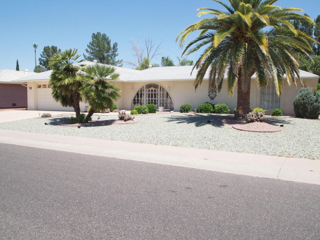 Property Photo: 9802 W Lindgren Avenue AZ 85373