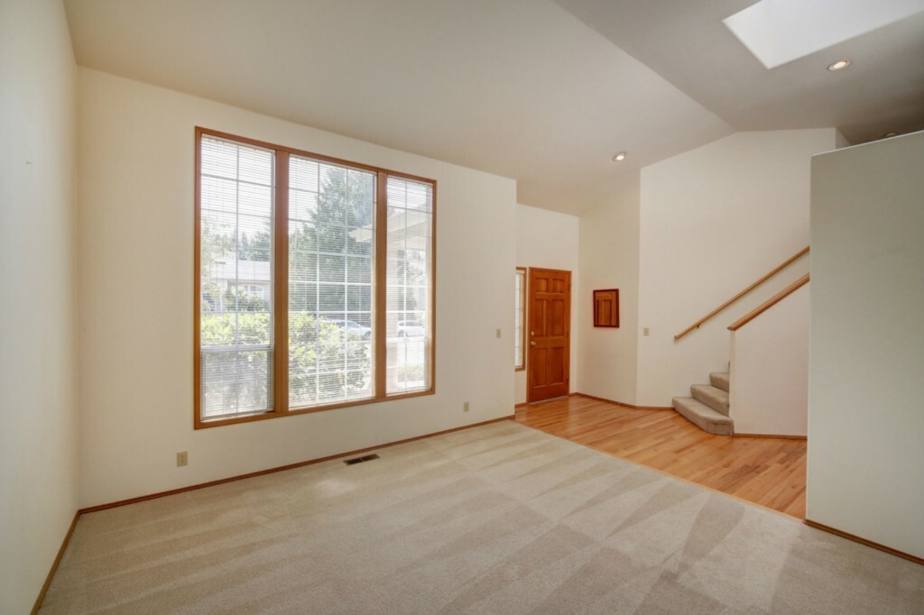 Property Photo:  25760 SE 40th St  WA 98029 