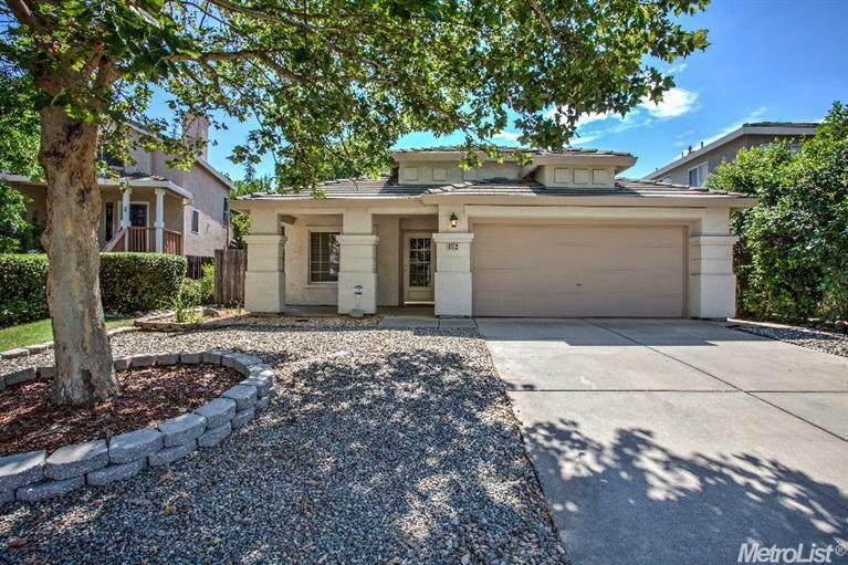 Property Photo:  1452 Zinnia Way  CA 95747 