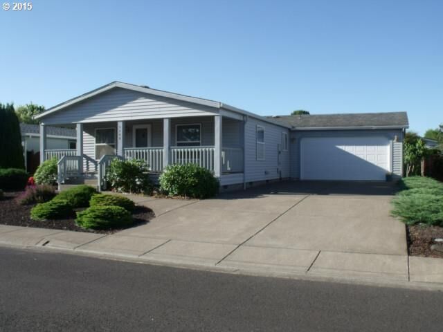 Property Photo: 5268 Glenn Ellen Dr OR 97402