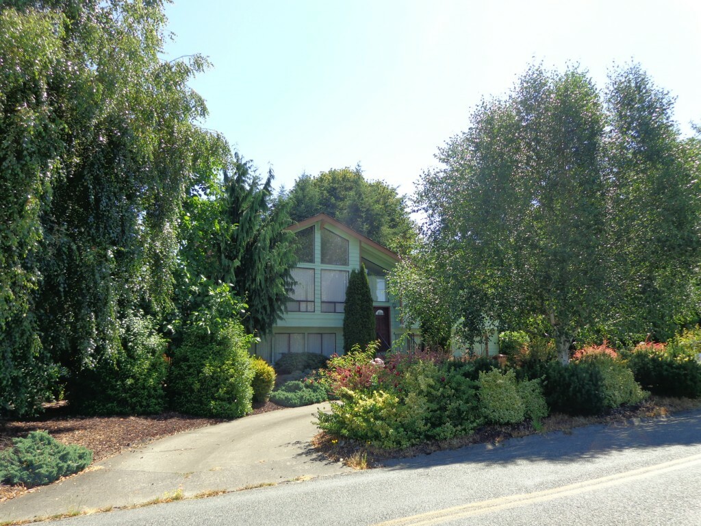 Property Photo:  2111 Browns Point Blvd  WA 98422 