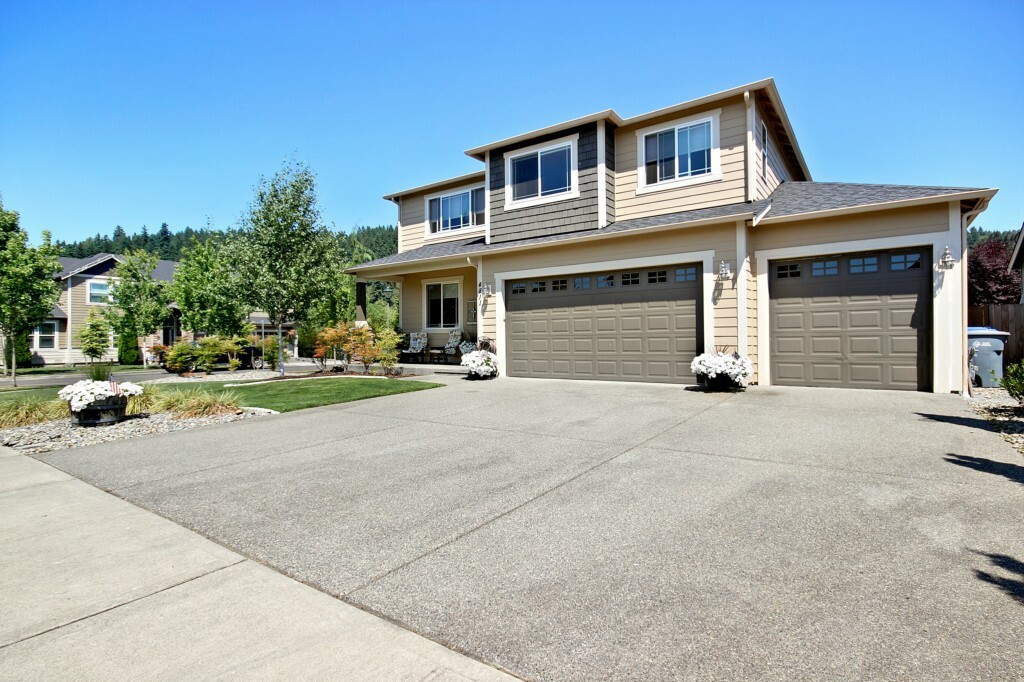 Property Photo:  4811 154th Av Ct E  WA 98390 