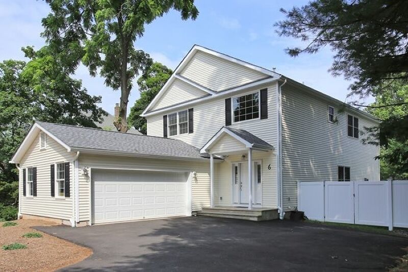 Property Photo:  6 Baltusrol Rd  NJ 07901 