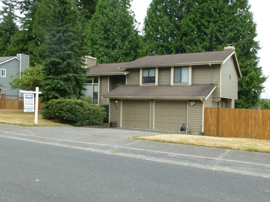 Property Photo:  19716 26th Dr SE  WA 98012 