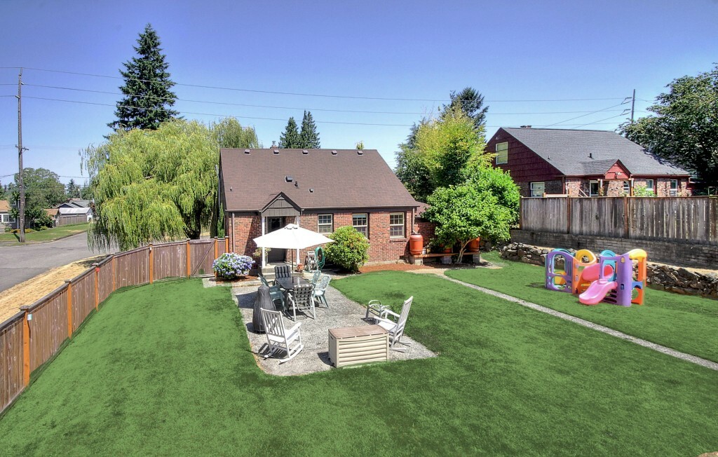 Property Photo:  4022 N 18th St  WA 98406 