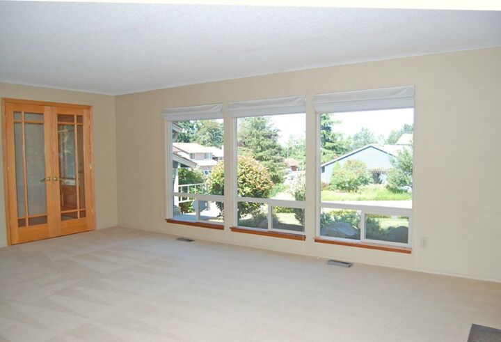 Property Photo:  603 S 29th Place  WA 98055