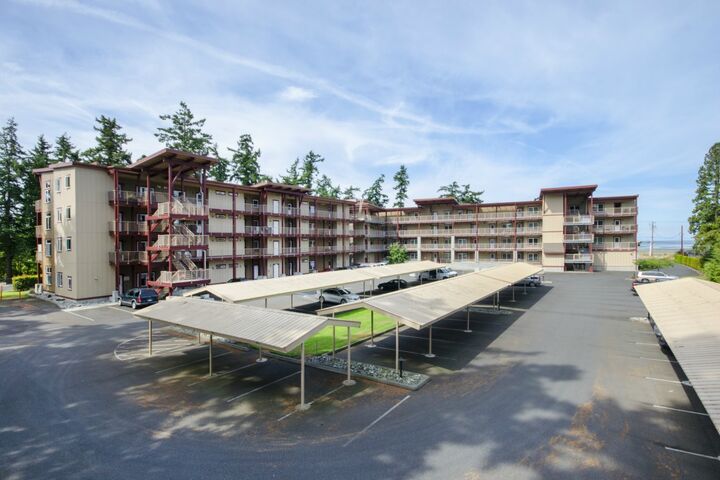 Property Photo:  7714 Birch Bay Dr 411  WA 98230 