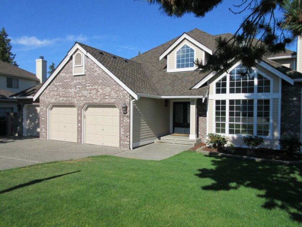 Property Photo:  1632 233rd Place NE  WA 98074 