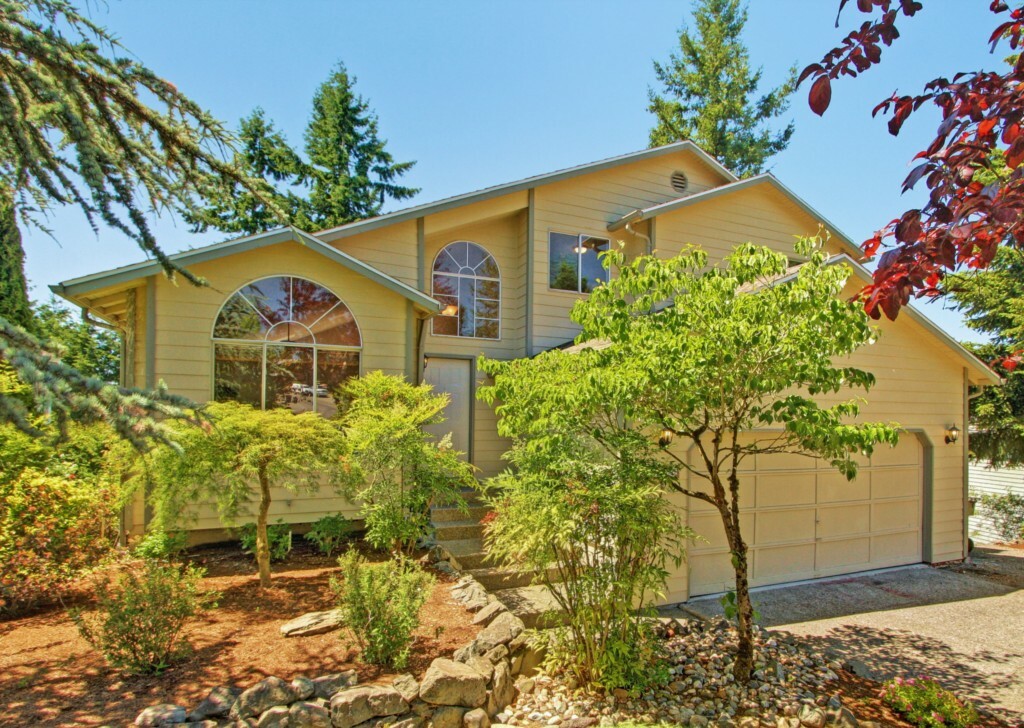 Property Photo:  5511 Kennedy Ave SE  WA 98092 