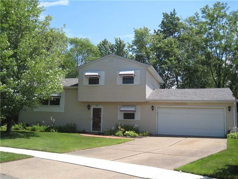 Property Photo: 4909 Foxboro Court PA 16510