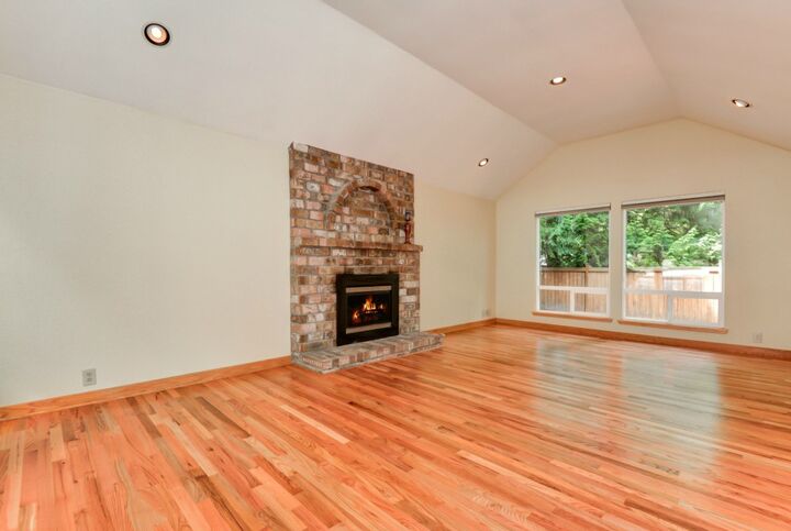 Property Photo:  7518  146th Avenue NE  WA 98052 