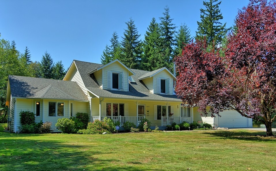 257 Dawn Crest Place  Camano Island WA 98282 photo