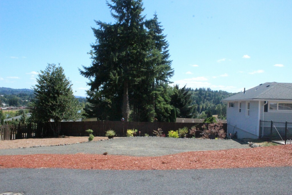 Property Photo:  124 Mountain View Dr  WA 98632 