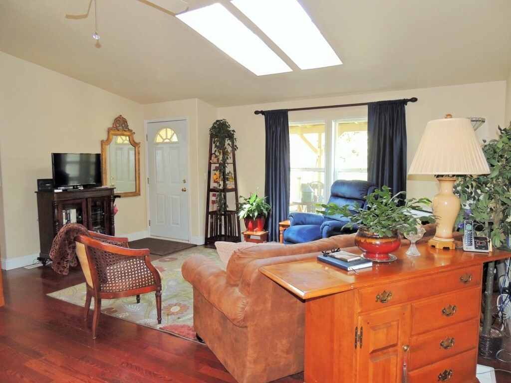 Property Photo: 520 Kloshe Place WA 98257