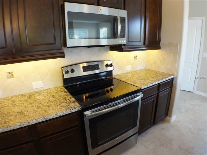 Property Photo:  736 Walkers Grove Lane  FL 34787 