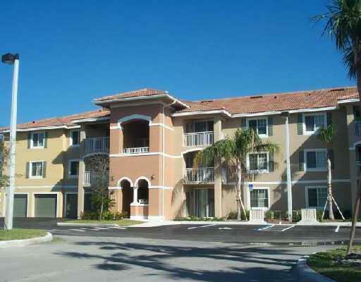 Property Photo: 6466 Emerald Dunes Drive 301 FL 33411