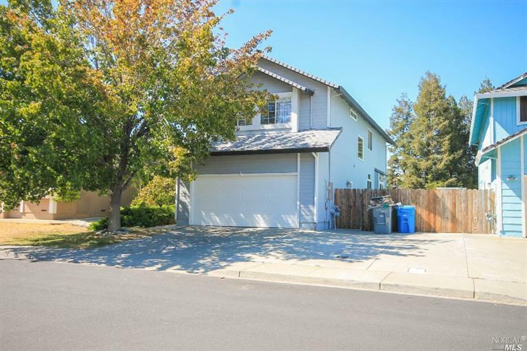 Property Photo: 349 Samantha Place CA 95687