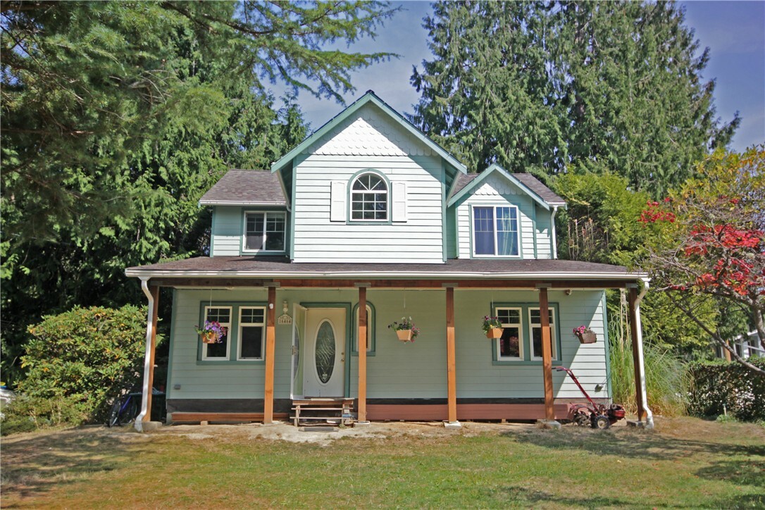 Property Photo:  16464 6th Ave SW  WA 98166 