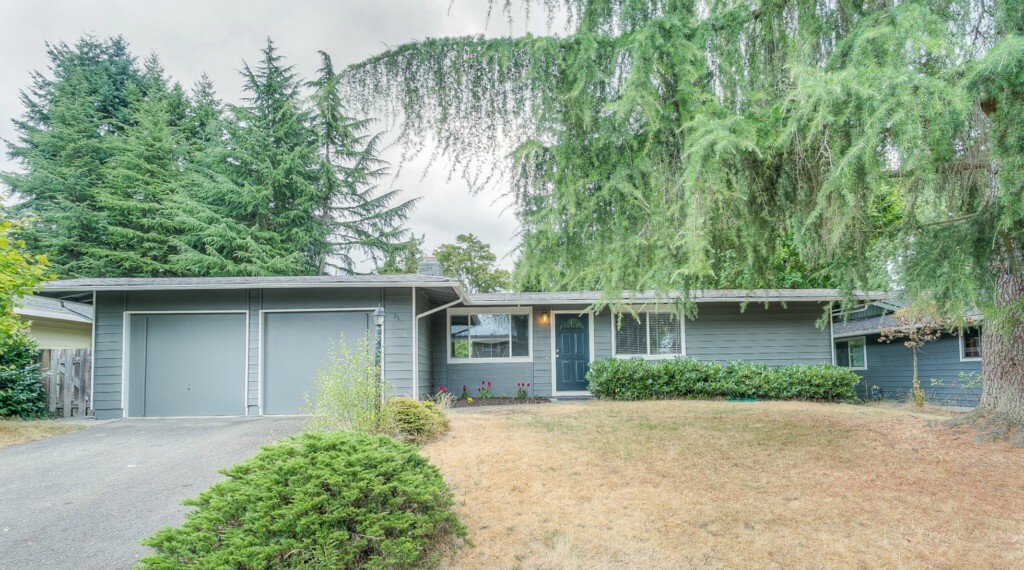 Property Photo:  26 151st Place SE  WA 98007 