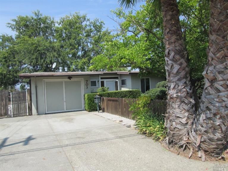 Property Photo:  703 Vendola Drive  CA 94903 