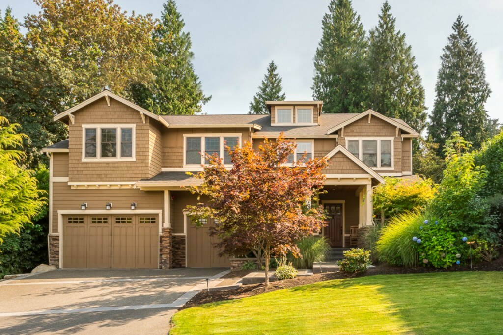Property Photo: 10023 NE 29th Place WA 98004