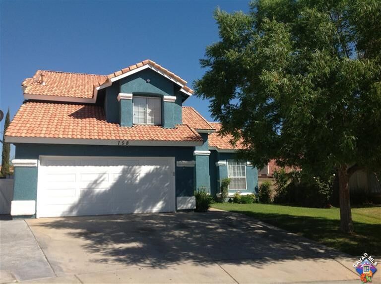 Property Photo:  758 E Avenue K6  CA 93535 